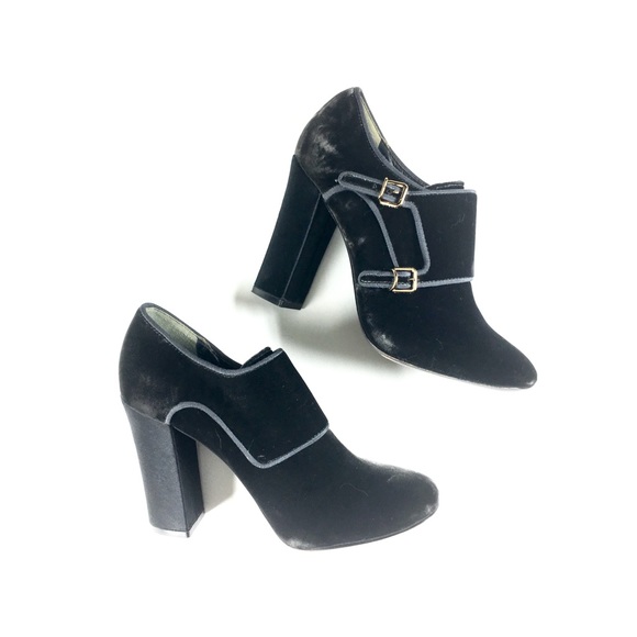 Tory Burch • Velvet Shoes - Picture 3 of 6